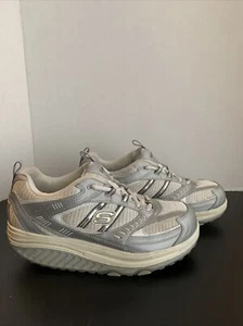 Skechers Shape Ups 11814 Womens Size 9 Silver White Walking Toning Shoes - Picture 1 of 6