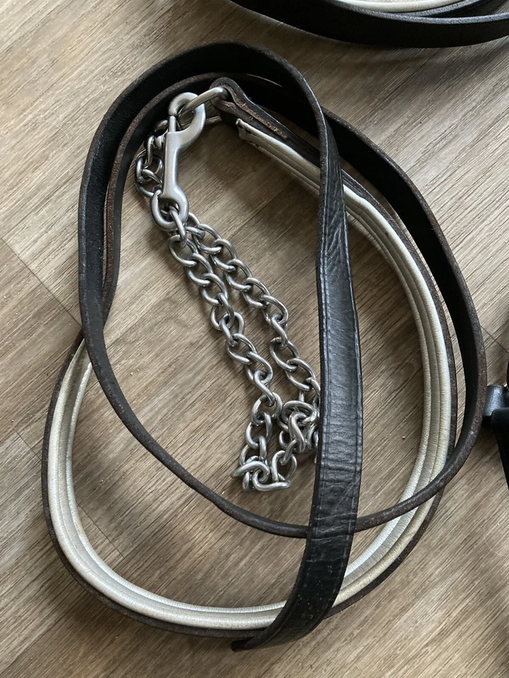 Smartpak de 6,5’ acolchado negro y plateado línea de plomo para caballo con cadena Foto 1 de 1