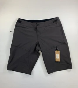 New Specialized Women s Trail Cargo Shorts Size Medium Charcoal  - Picture 1 of 5