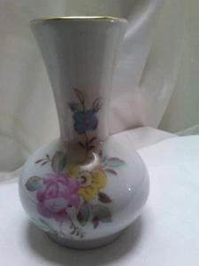 Vintage Miniatur 3 1/2" dekorative Blumen Porzellan Vase Goldrand - Bild 1 von 4