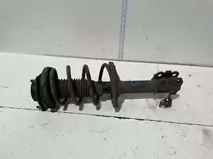 Toyota Celica Left Front Strut ST204 07/1993-11/1999 - Picture 1 of 9