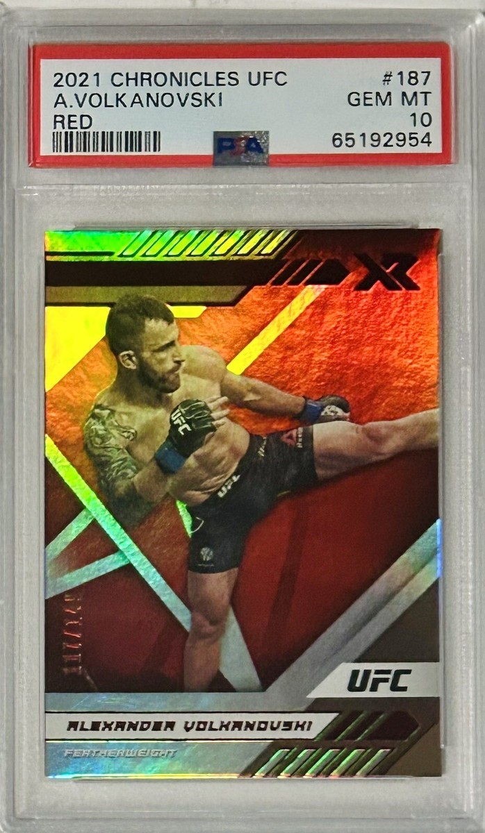 UFC　王者　アレクサンダー・ヴォルカノフスキー　ゴールドカード　psa10 UFC Topps アレクサンダー・ヴォルカノフスキー サインカード