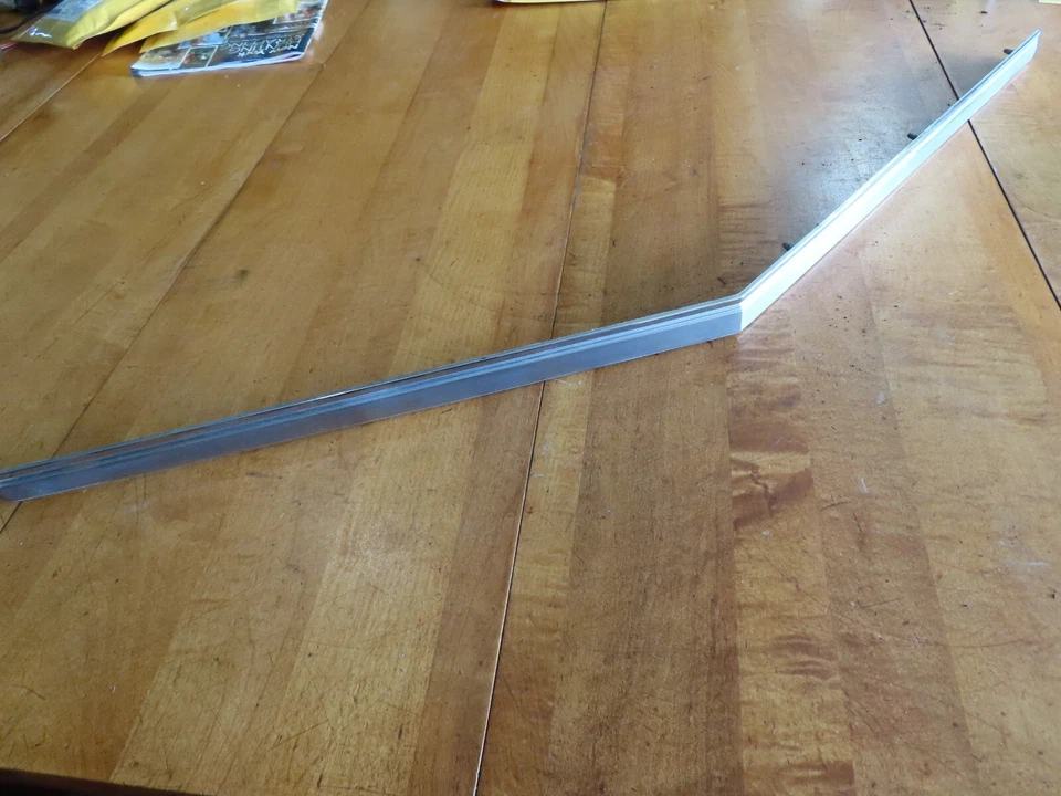 71-73 CADILLAC DEVILLE CAPÓ BORDE DELANTERO LABIO REJILLA SUPERIOR MOLDURA CROMO Foto 1 de 4