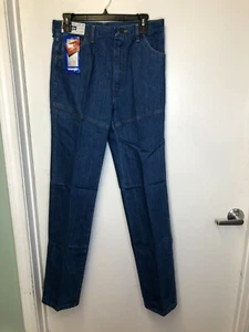Wrangler Men's Vintage Classic Fit Straight Leg Blue Jeans 85283SW Size 32x34 - Picture 1 of 4