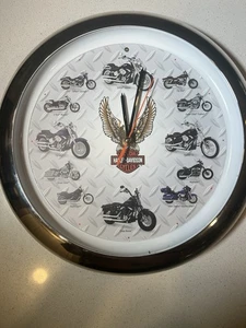 Vintage Harley Davidson Wanduhr mit Motorradgeräuschen jede Stunde, 2005 - 13" - Bild 1 von 5