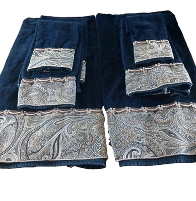 Avanti 8 piezas. Juego de toallas negras. Paisley marrón dorado adornado. Foto 1 de 4