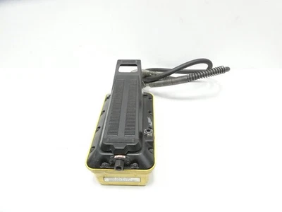 Bomba de pie hidráulica de aire Enerpac PATG1102N Foto 1 de 4