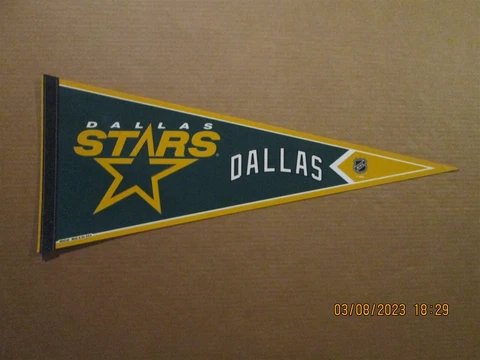 NHL Dallas Stars Vintage Circa 1990's Wincraft Team Logo Hockey Pennant Cover