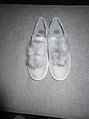 Faded Glory Gray Suede Women Shoes Size 8 Slide On - Image 1 of 4