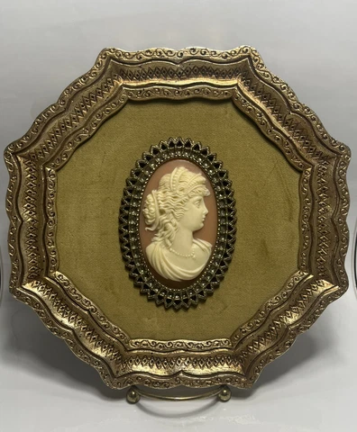 Vintage BURWOOD Facing Grecian Cameo Gold Octagonal Metal Frames 8” Cover