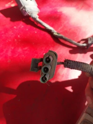 00-05 CHEVY VENTURE, 01-05 AZTEK, 00-03 PRIX, riel de combustible e inyectores 3,4 L Foto 1 de 4