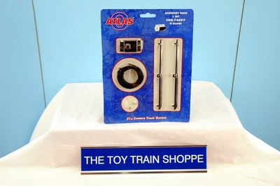 ATLAS 6097 O GAUGE ACCESSORY RAIL SET. NEW IN PACKAGE. - Image 1 of 3