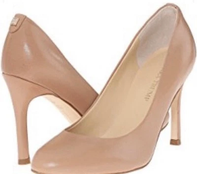 Zapatos de salón Ivanka Trump de charol desnudo tacones de aguja color rosa redondo talla 6,5 M Foto 1 de 4