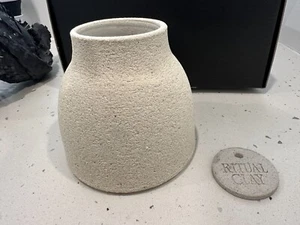 Ritual Clay Abundance Vase, Small, Ceramic, RRP $179, BNIB - Picture 1 of 7