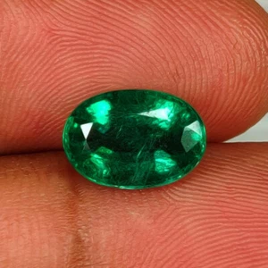 Certificado 2,91 quilates - Piedra ovalada verde brillo superior esmeralda natural de Zambia - 1123 - Imagen 1 de 4