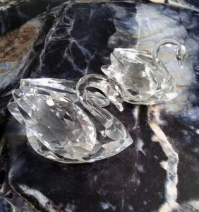 Pair Of SWAROVSKI Crystal Swans - Picture 1 of 7