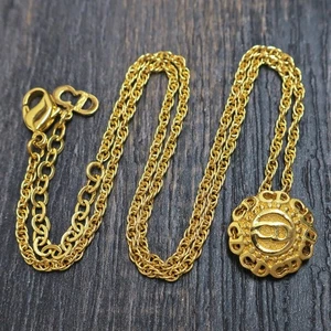 Christian Dior vergoldete CD Logo runde Charm Halskette Anhänger #981c Rise-on - Bild 1 von 6