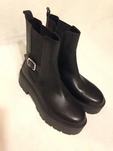 MARC FISHER LTD DACILLA BLACK LEATHER PLATFORM BOOTIE - SIZE 8 M - Picture 1 of 15