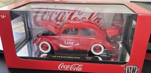 M2 Machines 1952 VW Beetle Deluxe Model Coca Cola Chase 1/24 Scale Coke 1-750 - Picture 1 of 4