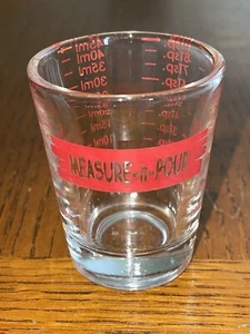 Measure-N-Pour, measure in Oz, ML, tsp, TBS, Clear glass with red measurements - Picture 1 of 6