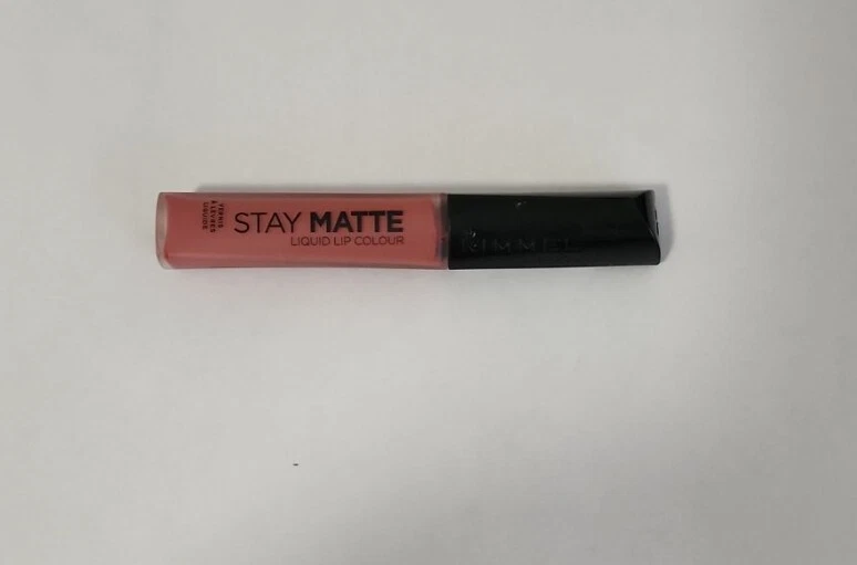 COLOR DE LABIOS LÍQUIDO MATE RIMMEL STAY - 100 Pink Bliss Foto 1 de 1