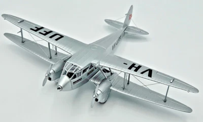 De. Havilland Dh 89 Dragon Rapide Vh -uff Memma 1/72 Oxford Modello Herpa - Immagine 1 di 4