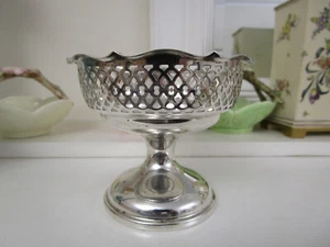 VINTAGE SMALL SILVERPLATE CANDY COMPORT ~ DUNKLINGS - Picture 1 of 8