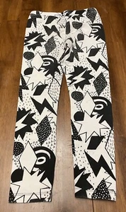 Cat & Jack Girls Size S(6/6X) Leggings Black And White Geometric Print  - Picture 1 of 3