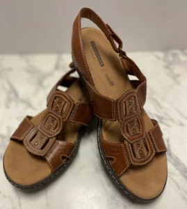 Sandalias con cordones de cuero coñac colección Clarks cojín suave para mujer 7,5 M nuevas sin caja - Imagen 1 de 8