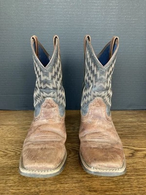 Botas ARIAT Unisex #10001825 Cuero Marrón HERITAGE Estilo Occidental Talla 4.5 BUENAS Foto 1 de 4