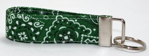 Schlüsselanhänger Bandanna grün #2 Ring Anhänger Handarbeit individuell Designer - Bild 1 von 2