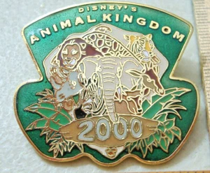 SPILLA DISNEY'S ANIMAL KINGDOM 2000~WALT DISNEY WORLD - Foto 1 di 5