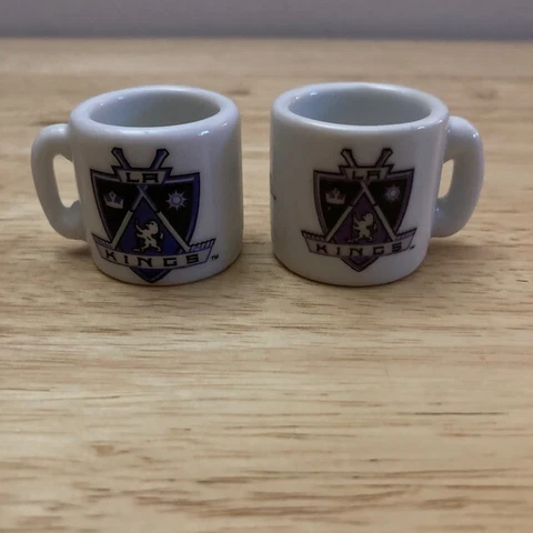 [Lot of 2] LOS ANGELES KINGS Logo NHL "Cup Crazy" Team 1.25" Mini Mugs Cover