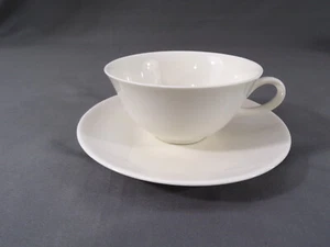 RARE USA Homer Laughlin "Snow White" Triumph Cup & Saucer Set E24 - Picture 1 of 7