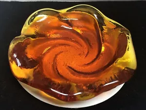 Vintage FENTON ORANGE AMBERINA ATOMIC SWIRL KUNST GLAS BONBONIERE ASCHENBECHER - leuchtend - Bild 1 von 8