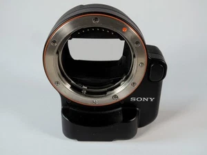 Adaptador de montaje Sony LA-EA4 para cámaras con montaje A a E - Imagen 1 de 3