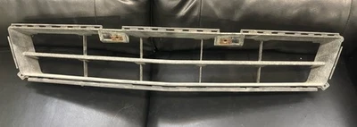 Acura RSX 2005-2006 USADO - Parachoques delantero rejilla (inferior) 71102-S6M-000 Foto 1 de 4