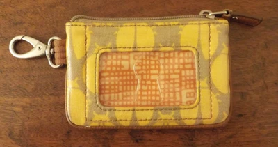FOSSIL Key-Per Coin Purse / ID Wallet Card Change Yellow Beetle / Tan, 3.25 X 5 - Image 1 of 4