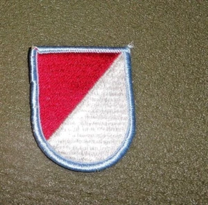 BOINA AEROTRANSPORTADA FLASH, 7O SQN 17O RGT DE CABALLERÍA, 173A BRIGADA AEROTRANSPORTADA - Imagen 1 de 1