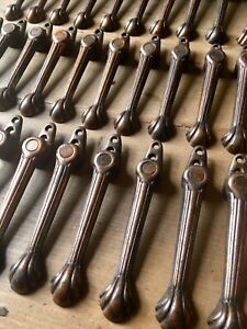 32 Vintage Cast Iron Stair Clips Art Deco Copper QUALITY EXCELLENT CONDITION Old