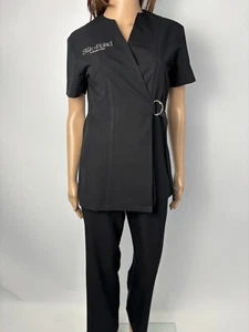 Luxurious healthcare professional tunic and trousers with embroidery - Picture 1 of 14