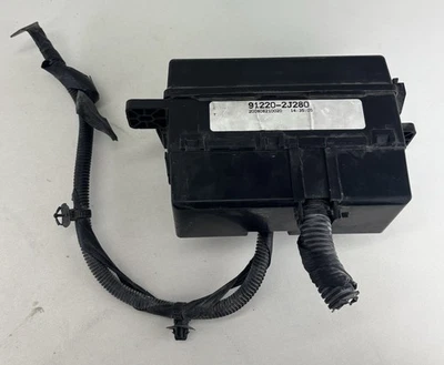 Kia Borrego 2009 caja de relé de fusibles 91220-2J280 Foto 1 de 4