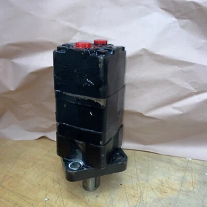 Danfoss Hydraulic Orbital Motor MADE IN USA SNW204736198 FR5B - Picture 1 of 4