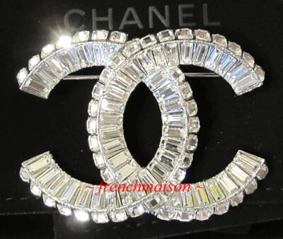 AUTHENTIC CHANEL CC Logo Sparkling Crystal Silver Classic PIN BROOCH Rare New - Image 1 of 4