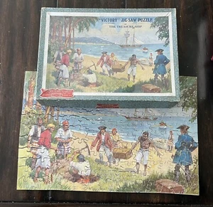 Vintage VICTORY wooden jigsaw puzzle THE TREASURE SHIP - Picture 1 of 3