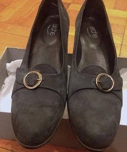 Arche women's pump, Hindy, color Navy/Ocean, size 8/8.5 new in box - Picture 1 of 5
