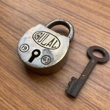 1940's OLD OR ANTIQUE BRASS PADLOCK OR LOCK WITH KEY.