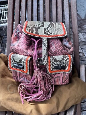 Gucci Mochila Bolso de Mano Phyton ORIGINAL ¡Ligeramente Usado! Con bolsa para el polvo Foto 1 de 4