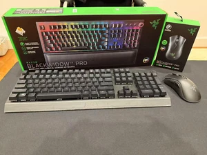 Razer BlackWidow V3 Pro Wireless Mechanical Gaming Keyboard & Mouse & Mouse Pad - Bild 1 von 4