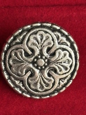 Vintage Pewter Buttons  (8) 🇳🇴  13/16” Gorgeous!!!Norwegian Made!!🌸 - Image 1 of 4